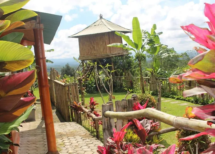 Bali Tree House Pelangi *